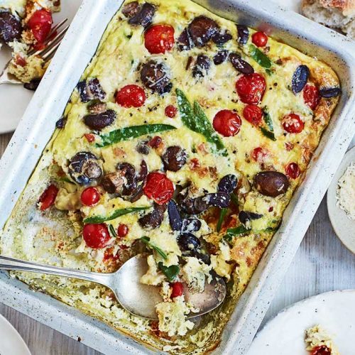 Oven-baked mushroom and pancetta omelette